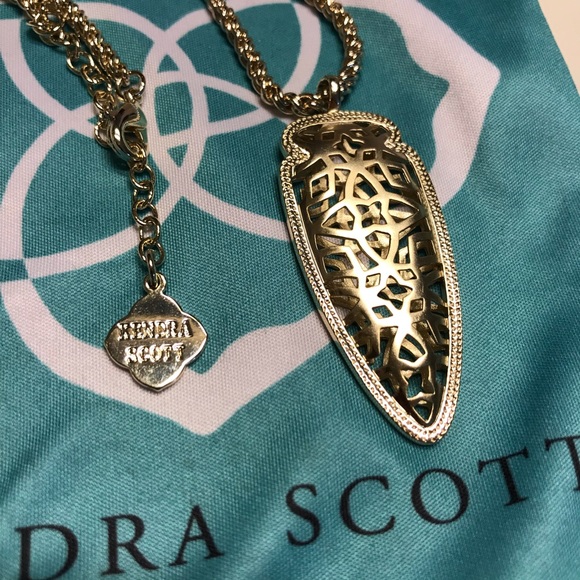 SOLD Kendra Scott Gold Sienna/Skylar Necklace - Picture 2 of 4